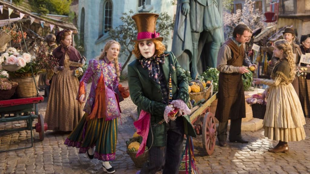 ‘Alice Through the Looking Glass’ reunites star-studded cast